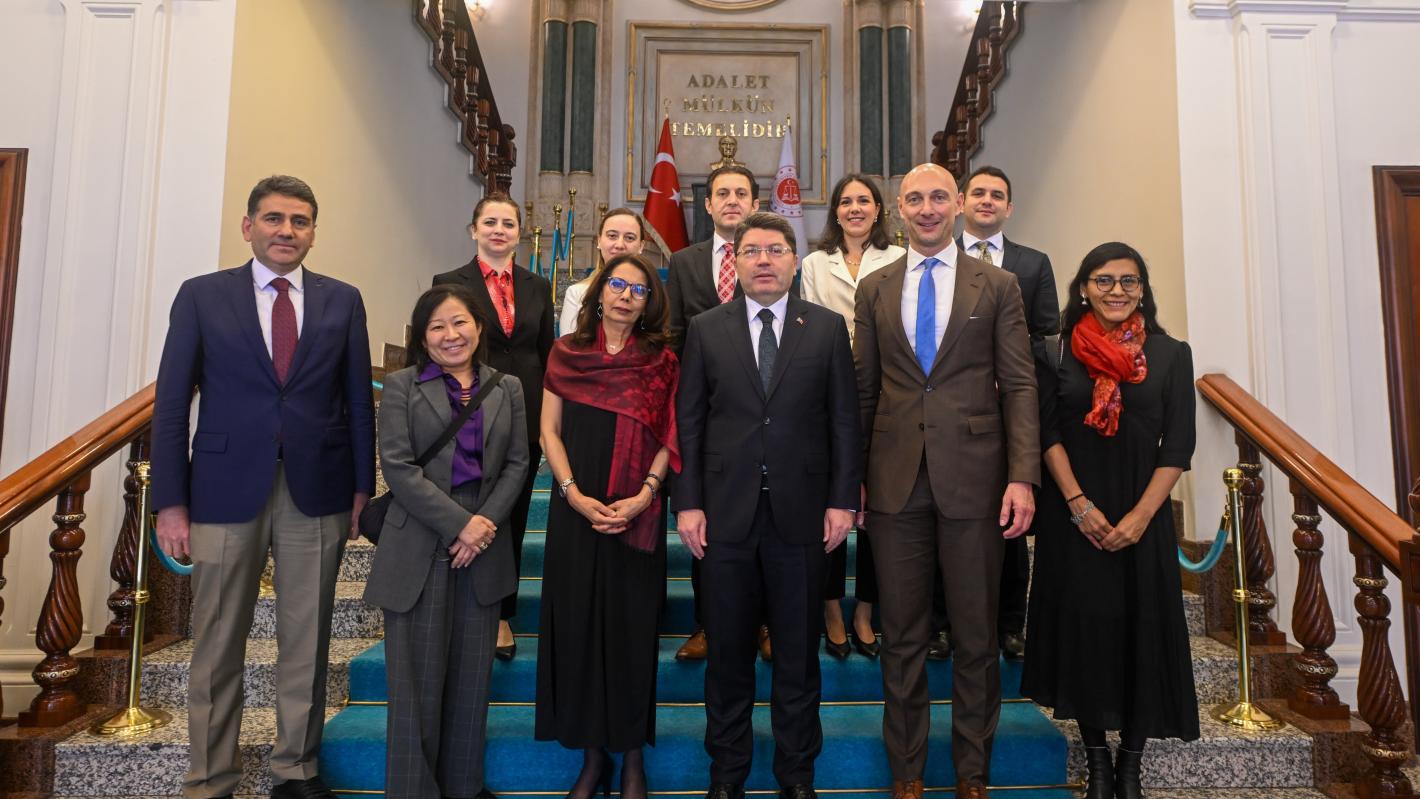 Group photo with the ministry of justice of Türkiye.